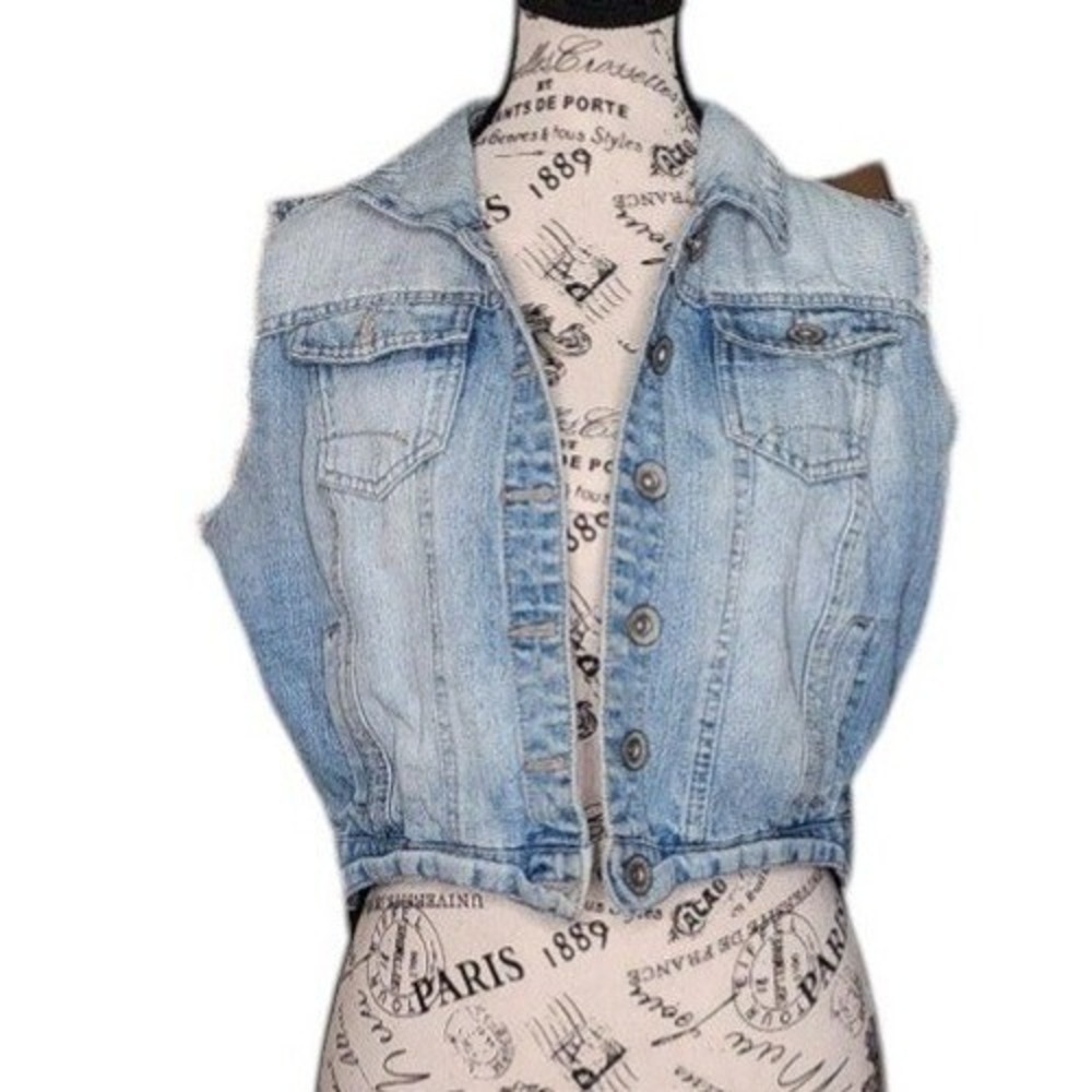 Highway Jeans Women Denim Vest Size L Light Wash Cropped Sleeveless Button Front
